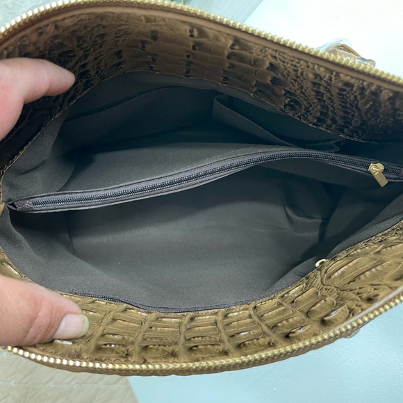 Unbranded patent leather bag - Picture 3 of 7